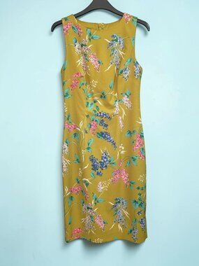 Hobbs London Moira sheath dress in chartreuse